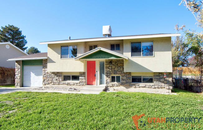 3896 W TUSCALOOSA WAY