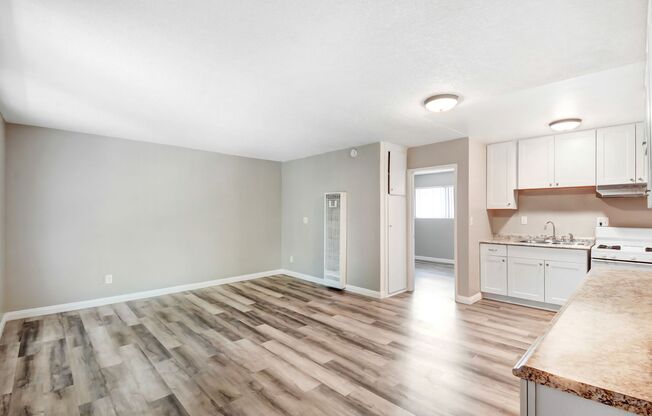 El Royale Apartments