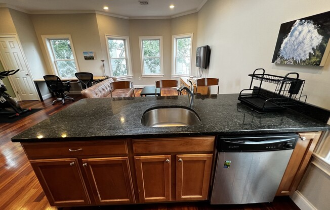 2 beds, 1.5 baths, 960 sqft, $3,600, Unit 3