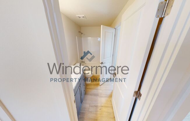 3 beds, 2 baths, 1,064 sqft, $1,895, Unit 317 Cowden