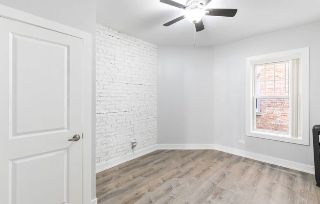 3 beds, 2 baths, 929 sqft, $2,800, Unit 6944-2