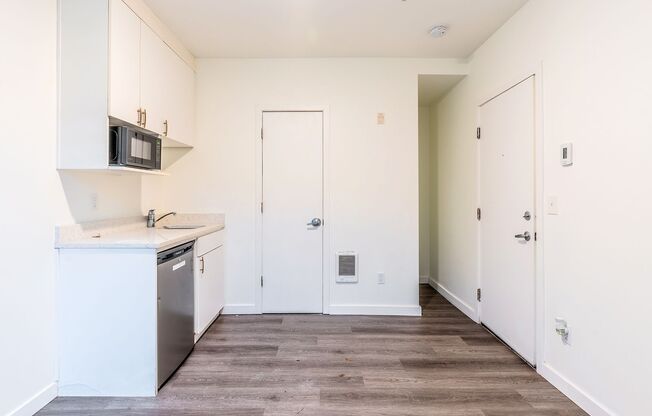 Modern Efficient Apartments in Prime Capitol Hill Location