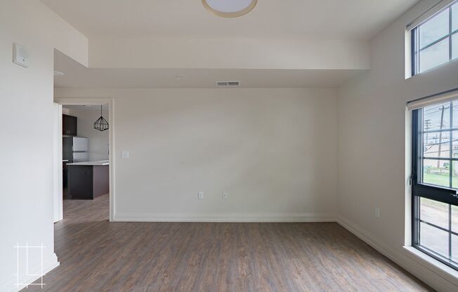 1 bed, 1 bath, $1,525, Unit 1112 N 4th St. Apt. 212