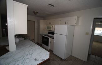 3 beds, 1.5 baths, $1,250