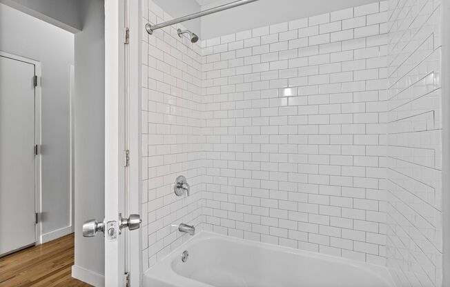 2 beds, 1 bath, 500 sqft, $1,750, Unit 7456-3C