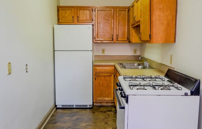1 bed, 1 bath, 560 sqft, $855, Unit 55-21