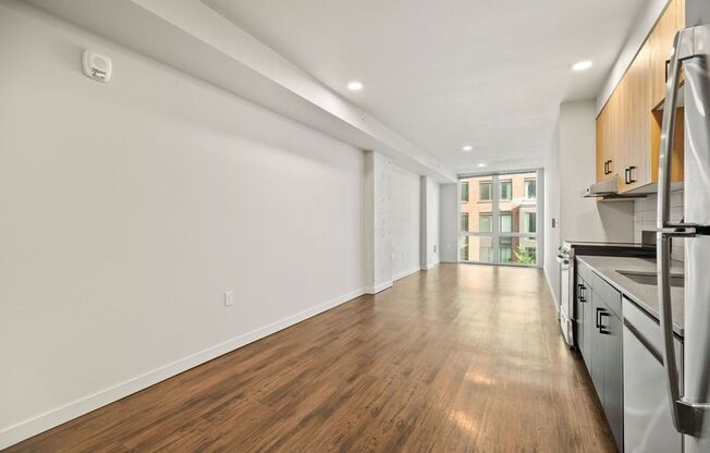 2 beds, 1 bath, 660 sqft, $2,850, Unit 311