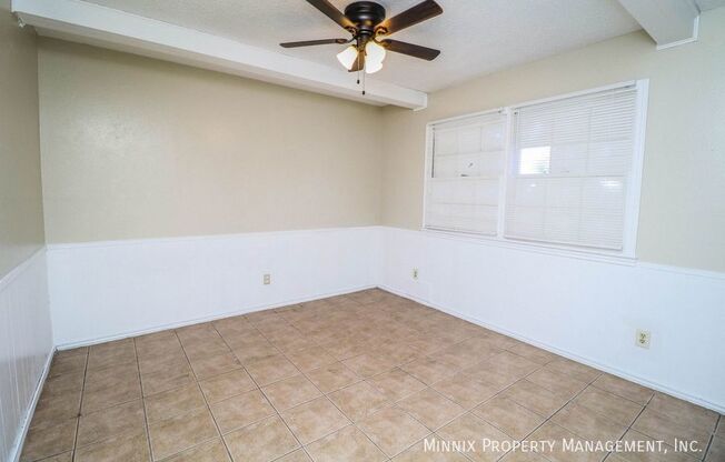 2 beds, 1 bath, 1,268 sqft, $800