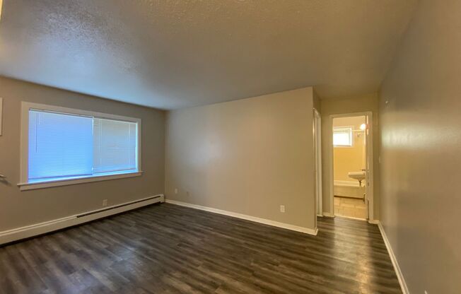 1 bed, 1 bath, 545 sqft, $795, Unit 114 NW College Ave #05