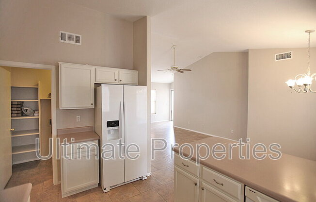 2002 E VILLA MARIA DR