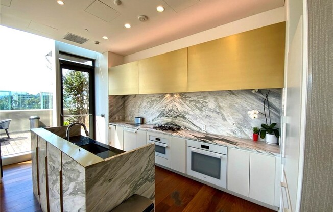 Studio, 1 bath, 480 sqft, $2,450, Unit 1105