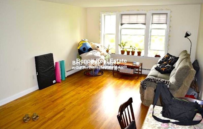 99 RICE ST