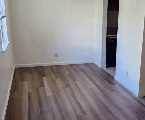 2 beds, 1 bath, $1,575