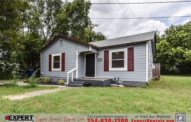 FRESHLY PAINTED HOME in the Heart of Copperas Cove