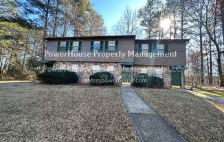 502 OAKWOOD CT