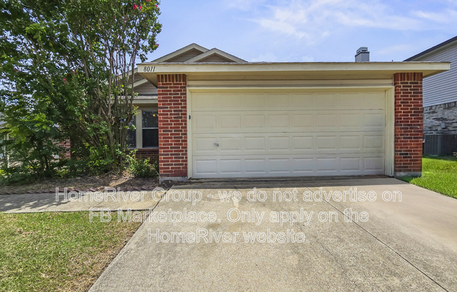 8011 MOSSTREE DR