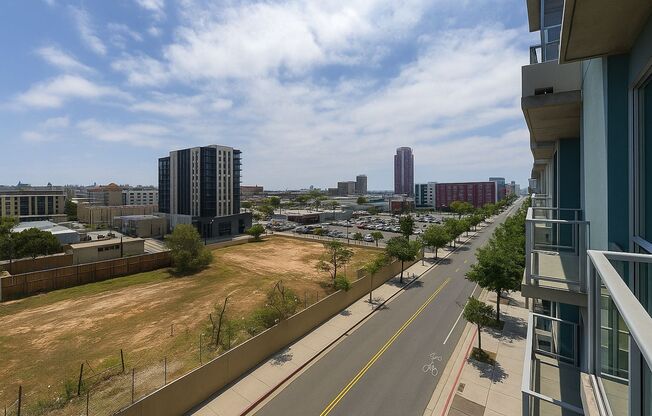1 bed, 2 baths, $2,595, Unit # 507