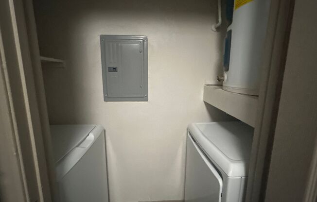 1 bed, 1 bath, 650 sqft, $1,241, Unit 1128