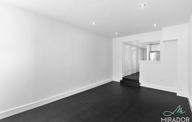 27 W 16 ST
