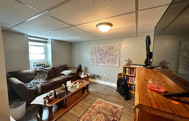 1 bed, 1 bath, $1,750, Unit BSMNT