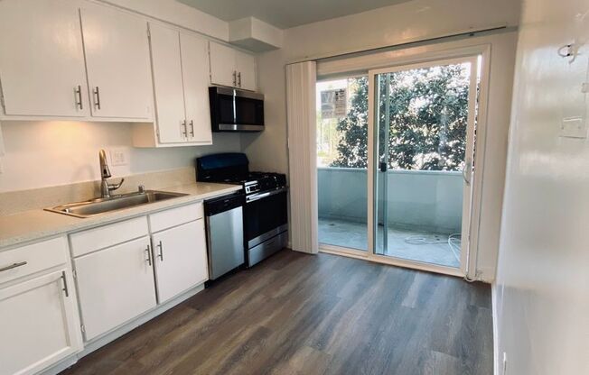 Studio, 1 bath, $1,625, Unit 071#35