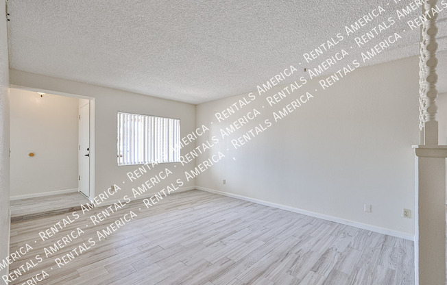4135 W ORCHID LN