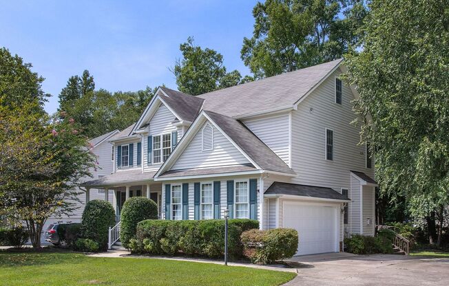 STUNNINGLY RENOVATED 5 BEDROOM HOME IN HAMPTON PARK