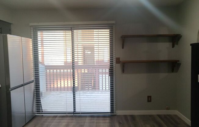 2 beds, 1.5 baths, $1,800, Unit 17