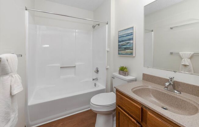 2 beds, 1 bath, 950 sqft, $1,400, Unit 1021 Parkside Court South