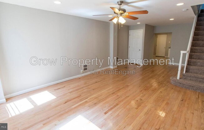 2 beds, 1.5 baths, 1,096 sqft, $1,737