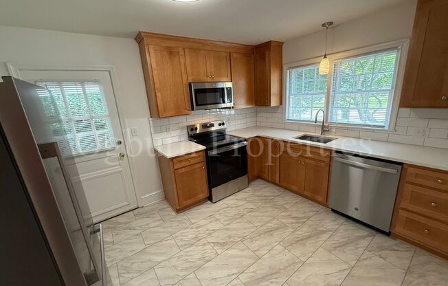 1045 Madison Ave-2BR/1BA Ardmore Home!!