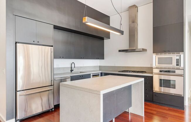 2 beds, 2 baths, 1,685 sqft, $3,900, Unit CIV1605