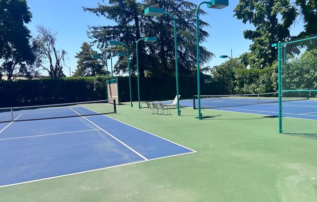 Charming 2 Bedroom, 2 Full Bath Condo Modesto