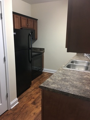 2 beds, 2 baths, 900 sqft, $999, Unit 882-C Lynnwood Way-Unit 6