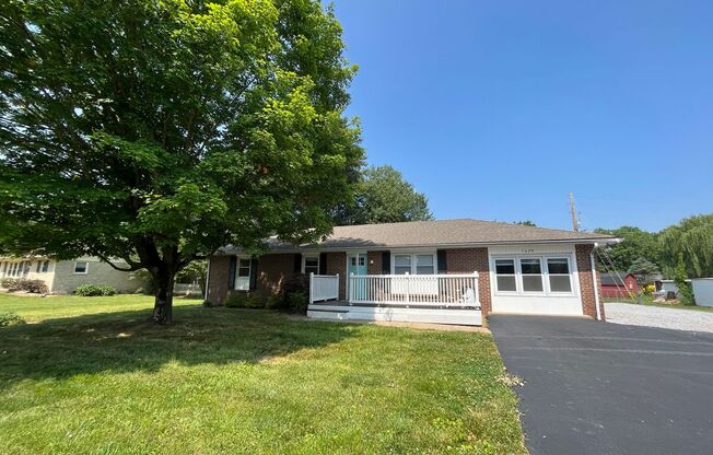 Huge Detached Garage and Fenced in Backyard