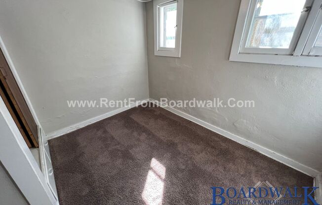 2 beds, 1 bath, 1,470 sqft, $1,495