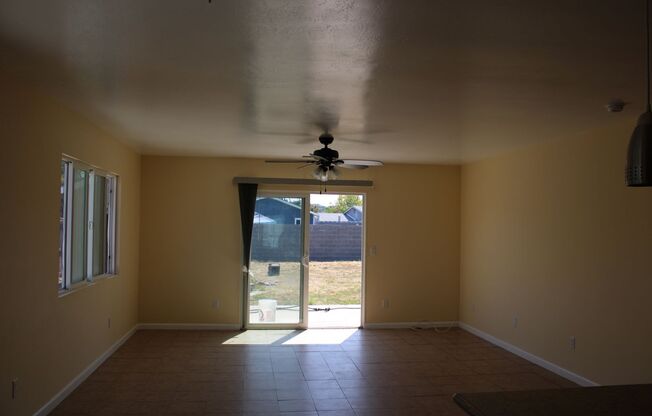 3 beds, 2 baths, $4,100