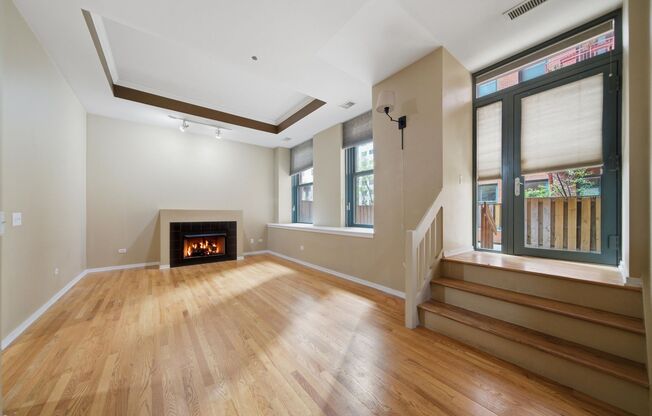 Beautiful 2BD/2BTH CONDO IN THE LOOP!
