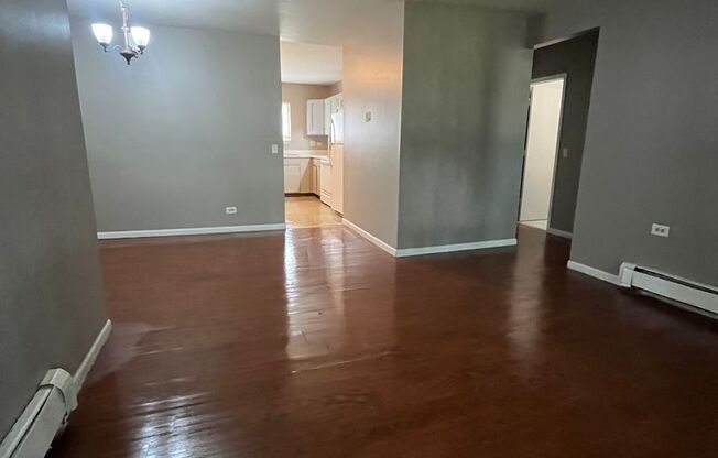 2270 W NICHOLS RD