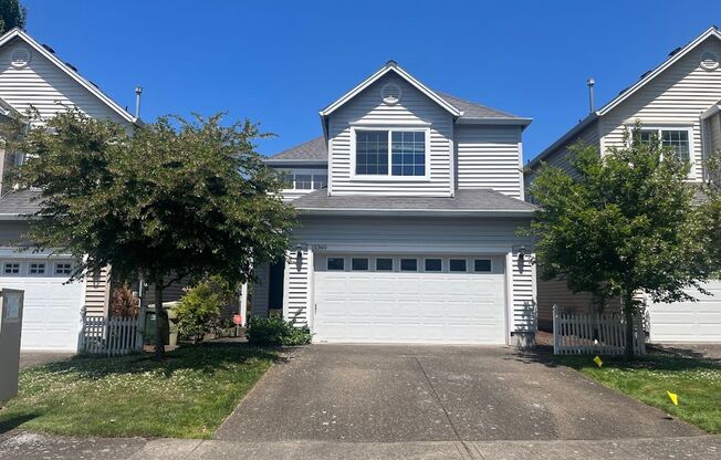 Lovely Traditional 3 BD* 2.5 BA* Cottage Home Located In Kaiser Woods Community In North Bethany!