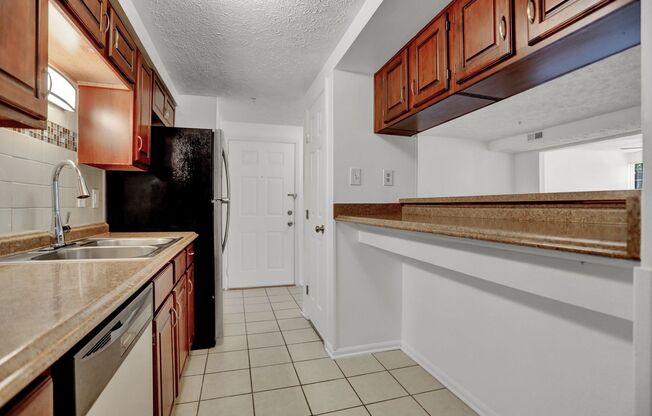 2 beds, 2 baths, $1,650