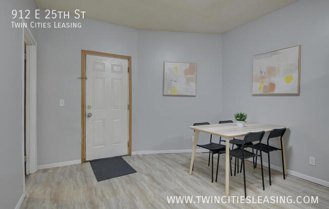 912 E 25 ST