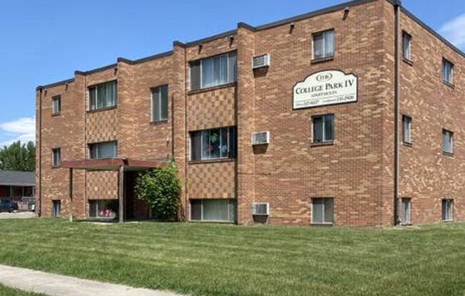 1 bed, 1 bath, 465 sqft, $595, Unit 1116-309