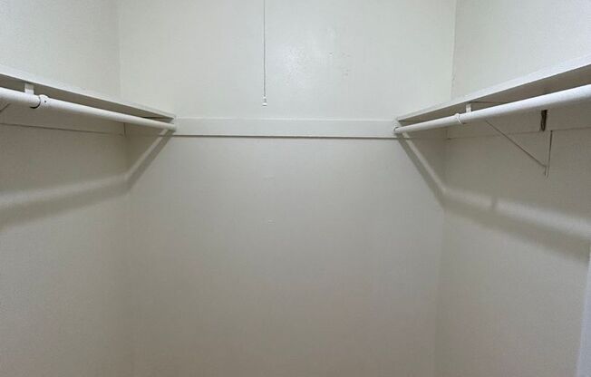 1 bed, 1 bath, 600 sqft, $1,199, Unit WWK-211