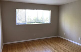 2 beds, 1 bath, $2,700