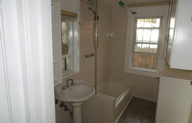 602 A MAGNOLIA
