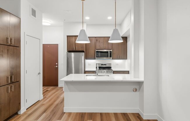 Studio, 1 bath, 499 sqft, $1,485, Unit 105