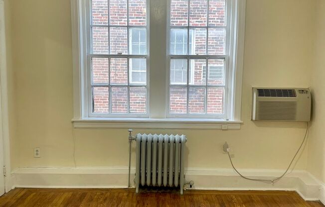 1 bed, 1 bath, 650 sqft, $1,225, Unit 4801-C2