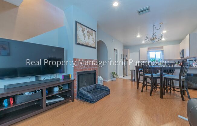 Stunning 2 Bedroom Townhouse in a Peaceful Neighborhood