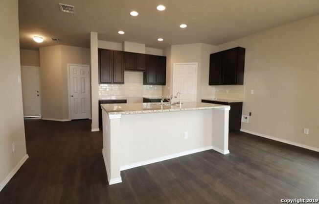 Bella Vista home in Meadow Park! Asbury plan 1718sqft. Available in JULY!!
